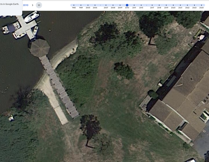 Land photo from 2010